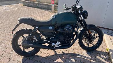 Superaccessoriata Moto Guzzi V7 IV - 2022