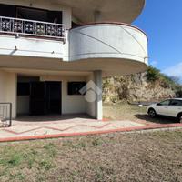 2 LOCALI A POGGIO MIRTETO