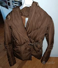 piumino corto marrone