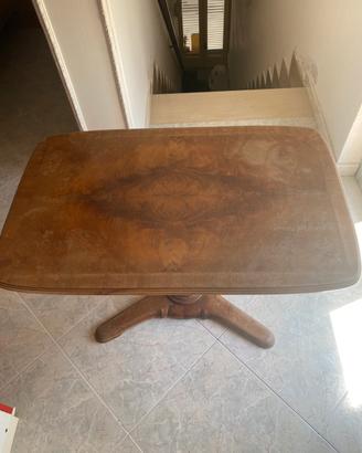 Tavolo vintage in legno