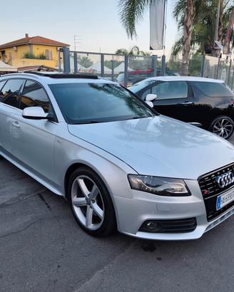 Audi A4 Avant 2.0 TDI 170CV S line tetto apribile 