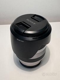 Sony E 18-200mm f/3.5-6.3 OSS