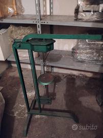 Tappatrice per sughero