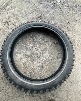 Copertone anteriore moto 90/100-21