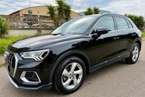 Audi Q3 35 TDI S tronic Business Advanced