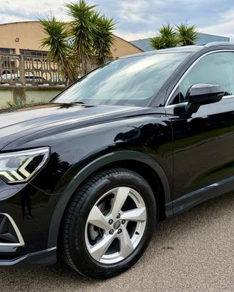 Audi Q3 35 TDI S tronic Business Advanced
