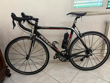 Bici da corsa Ridley in carbonio