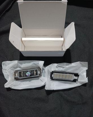 LUCI LED TARGA (leggi specifiche)