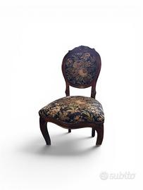 Sedie vintage in legno floreale
