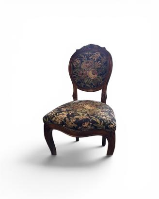 Sedie vintage in legno floreale