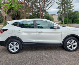 Nissan qashqai 1.5 dci 110cv 2018 no ad Blue