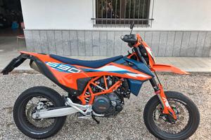 KTM SMC - R 2023