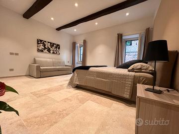 Suite elegante a 10 minuti dal mare