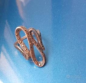 anello con marcassite