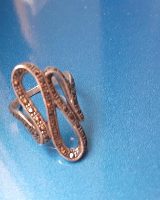 anello con marcassite