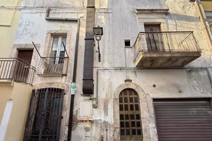PALAZZINA A SANTERAMO IN COLLE