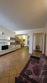 Ben arredato e climatizzato, 90 mq