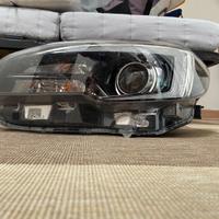 Faro/fanale anteriore sinistro Subaru Levorg 2018