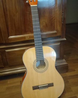 chitarra classica come nuova