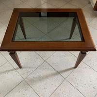 Tavolino in legno e cristallo