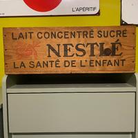 Cassetta legno Nestlè vintage