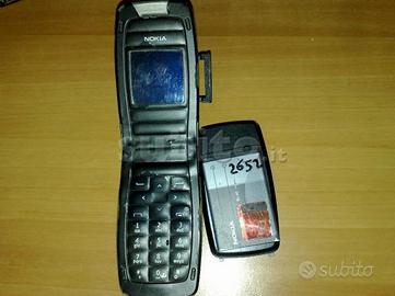 Nokia 2652 Telefonino e batteria per ricambi
