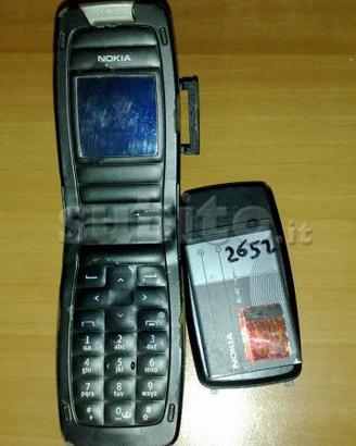 Nokia 2652 Telefonino e batteria per ricambi
