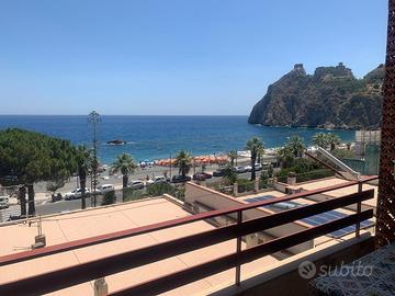 Casa stupenda fronte mare a Sant'Alessio