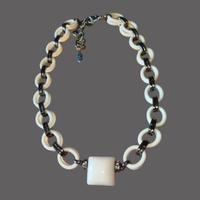 Collana SODINI bianca geometrica