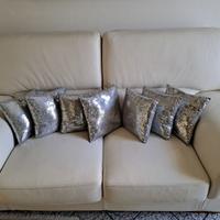 Cuscini per divano