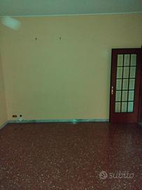 Stanza singola in appartamento