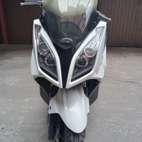 Kymco downtown 300i