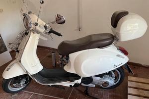 Vespa PRIMAVERA