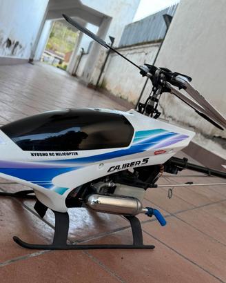 Kyosho Caliber 5 + Accessori.