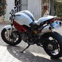 Ducati Monster 796 
