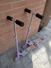 Coppia di monopattini pieghevoli