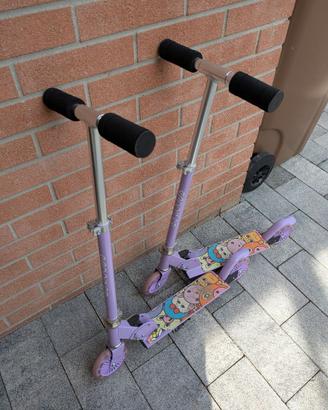 Coppia di monopattini pieghevoli