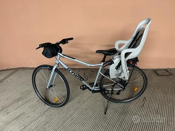 Bicicletta trekking Btwin riverside 120