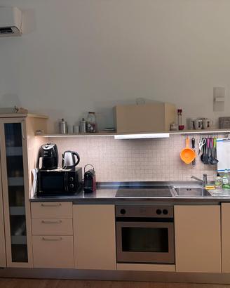 Cucina lineare completa