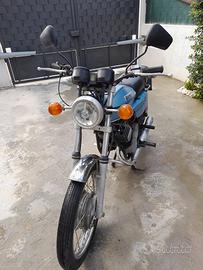 Moto Benelli 125 2 c