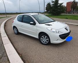 Peugeot 206 1.1 gpl anno 2012