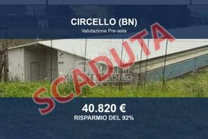 Immobile in asta di 1908 m² con più di 5 locali a 