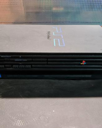 Ps2 sbloccata + 2 joystick