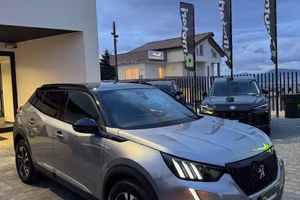 Peugeot 2008 BlueHDi 130 S&S EAT8 GT Pack