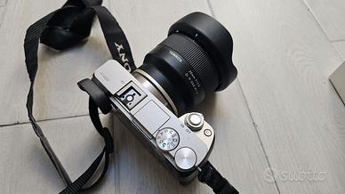 Sony a6000 in perfette condizioni 