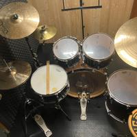 Batteria Tama con set piatti Turkish + splash