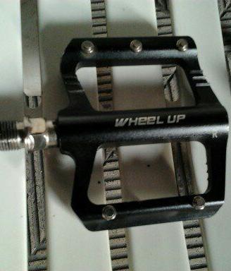 Pedali nuovi mai usati