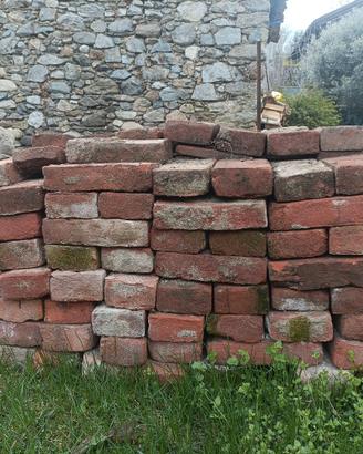 mattoni antichi pieni fatti a mano