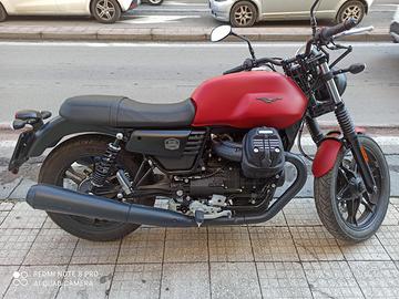 Motoguzzi V7