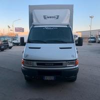Iveco daily 35c13 centinato con porte posteriori